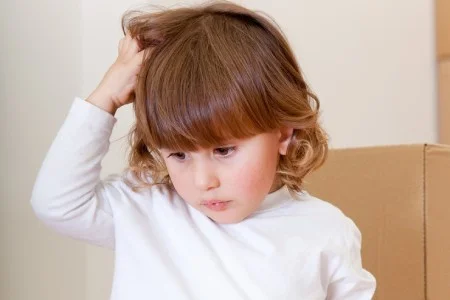 علت خارش سر بعد از رنگ مو