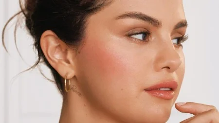  نحوه استفاده از رژگونه