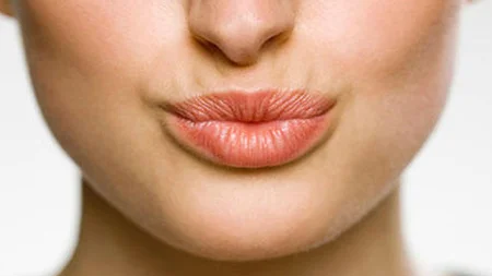 چروک لب,چین و چروک دور لب