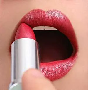 آموزش تصویری آرایش لب
