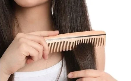 شانه زدن به روش صحیح