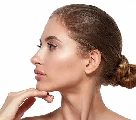 زاویه سازی صورت با ژل: بهترین راه حل برای حجم دادن به صورت