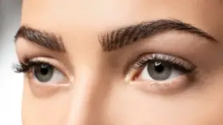 کاشت ابرو به روش SUT چیست؟ مراحل کاشت ، مزایا و عوارض آن