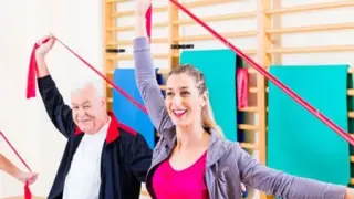 چند تمرین ورزشی عالی با کمک کش بدنسازی