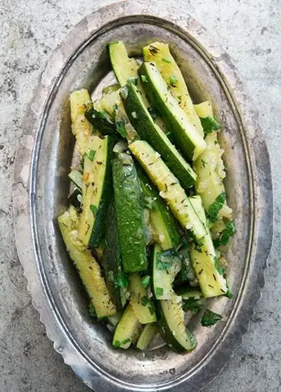 طرز تهیه کدو با آویشن