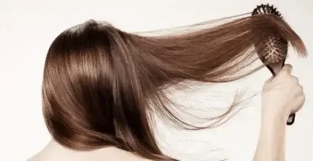 بوتاکس مو یا کراتین, کدام یک برای درمان موهای وز و موخره بهتر است؟