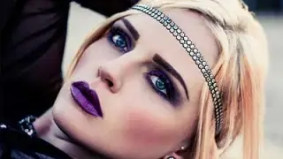 چطور از رنگ سال 2018 در آرایش استفاده کنیم؟
