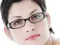 تکینک های آرایشی برای خانمهای عینکی