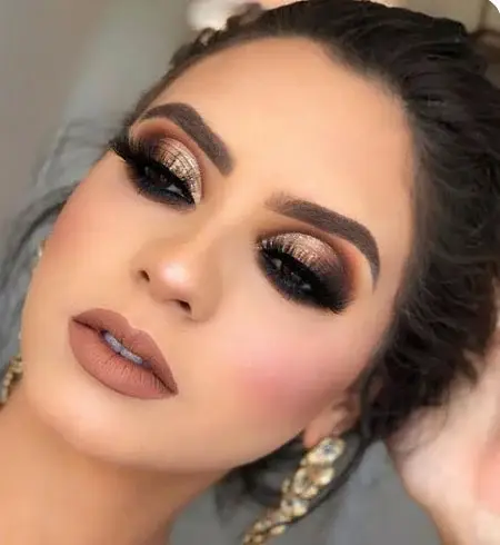 آموزش آرایش چشم سایه مشکی طلایی