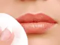 آرایش لب : ماندگاری رژ لب را چگونه بیشتر کنیم؟