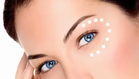 چند کرم دور چشم خانگی بسازید