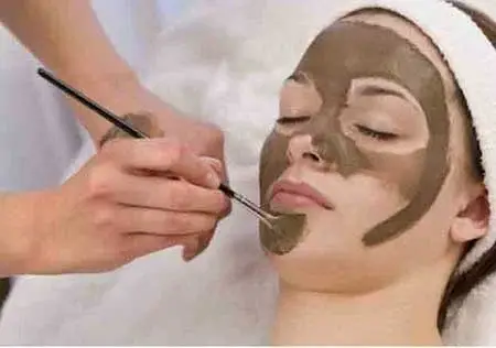 ماسک صورت با استفاده از شکلات