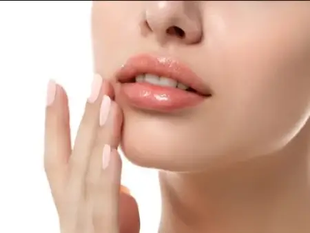 بهداشت لب و تهیه اسکراب لب
